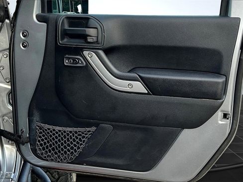 Used 2016 Jeep Wrangler Unlimited Sahara w/ Max Tow Package image 24