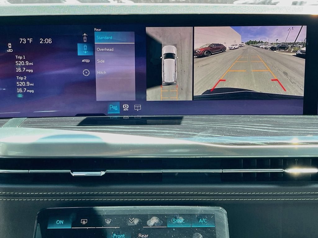 New 2026 Cadillac Escalade Sport w/ Touring Package AWD/4WD image 18