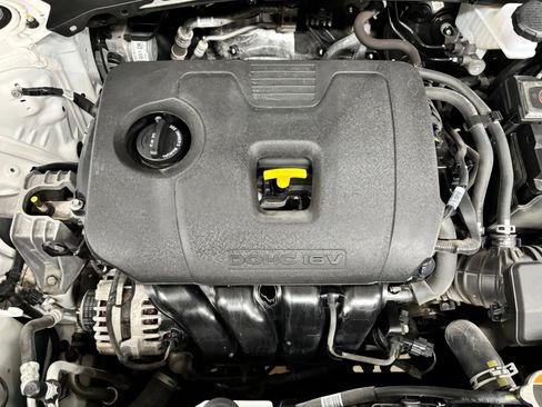 Used 2025 Kia Seltos S FWD image 24