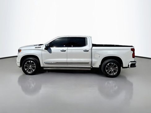Used 2023 Chevrolet Silverado 1500 High Country w/ Technology Package AWD/4WD image 4