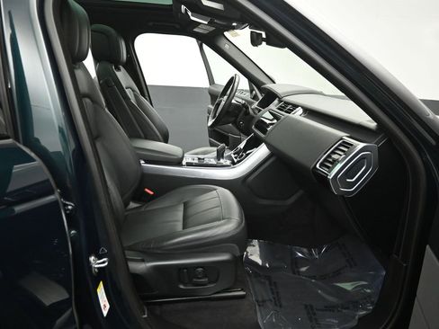 Used 2020 Land Rover Range Rover Sport HSE image 31