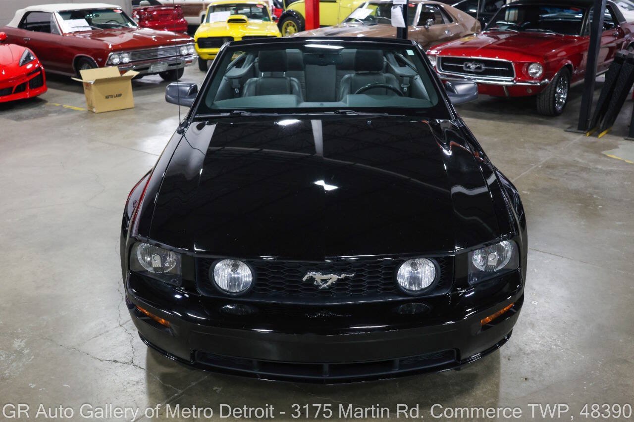 Used 2008 Ford Mustang GT Premium RWD image 12