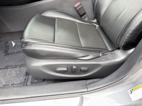 Used 2023 Nissan Maxima SV w/ Floor Mat Group FWD image 25