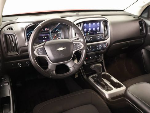 Used 2019 Chevrolet Colorado LT w/ LT Convenience Package image 2