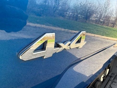 Used 2016 Toyota Tundra SR5 image 5