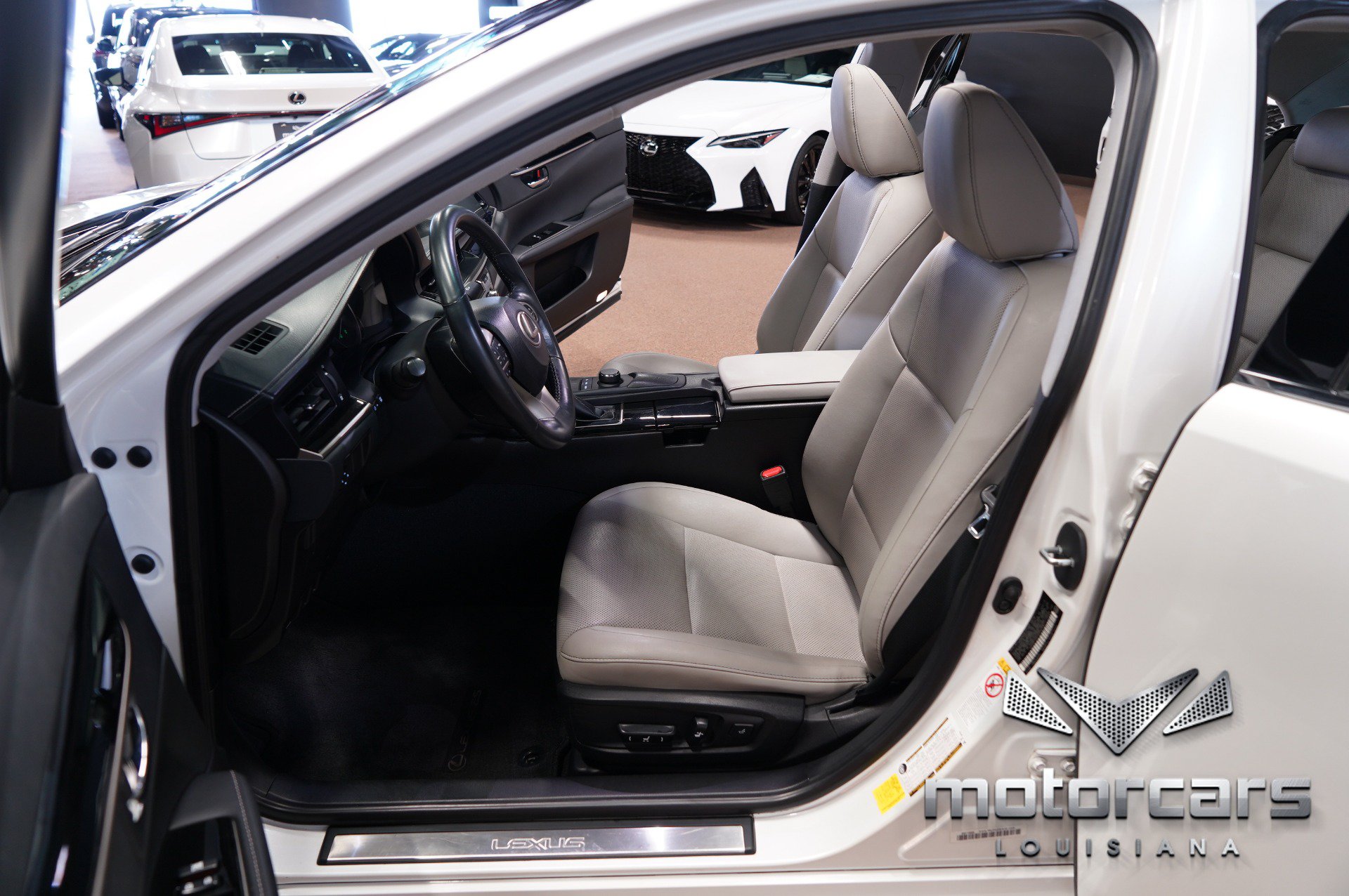 Used 2016 Lexus ES 350 w/ Accessory Package FWD image 23