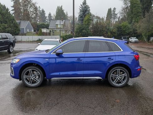 Used 2022 Audi Q5 e Prestige w/ Prestige Package image 2
