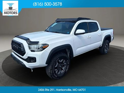 Used 2016 Toyota Tacoma TRD Off-Road w/ Towing Package AWD/4WD image 1