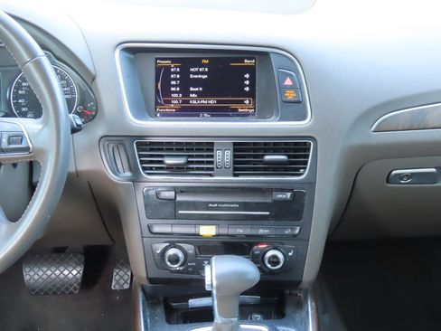 Used 2014 Audi Q5 3.0T Premium Plus image 8