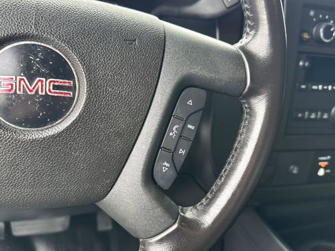 Used 2023 GMC Savana 2500 w/ Driver Convenience Package image 15