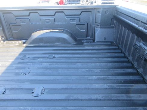 Used 2025 Chevrolet Silverado 2500 High Country w/ Technology Package image 13