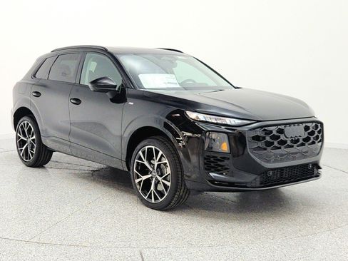 New 2026 Audi Q3 quattro 2.0T AWD/4WD image 3