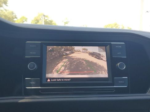 Certified 2024 Volkswagen Jetta Sport FWD image 26