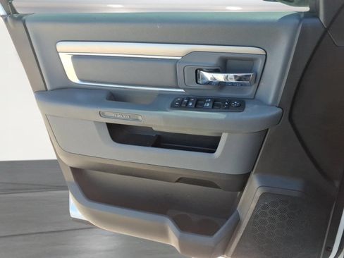 Used 2019 RAM 1500 Big Horn RWD image 19