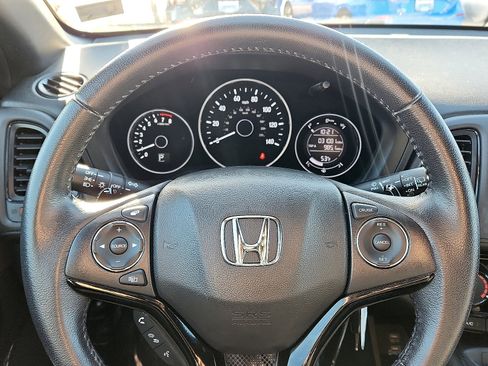 Used 2022 Honda HR-V Sport image 18