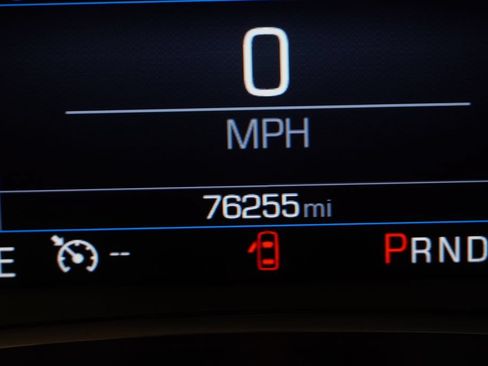 Used 2019 Chevrolet Equinox LT w/ Driver Convenience Package AWD/4WD image 8
