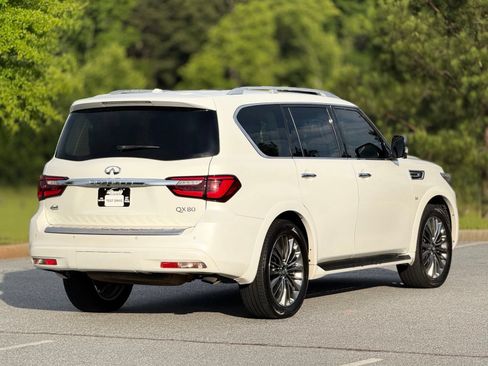 Used 2019 INFINITI QX80 Luxe w/ 22" Wheel Package RWD image 11