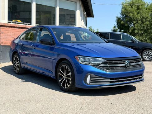 Used 2024 Volkswagen Jetta Sport FWD image 1