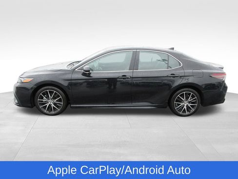 Used 2024 Toyota Camry SE FWD image 2