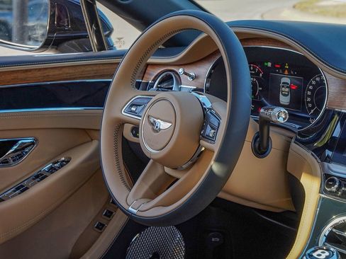 New 2026 Bentley Continental GTC AWD/4WD image 42