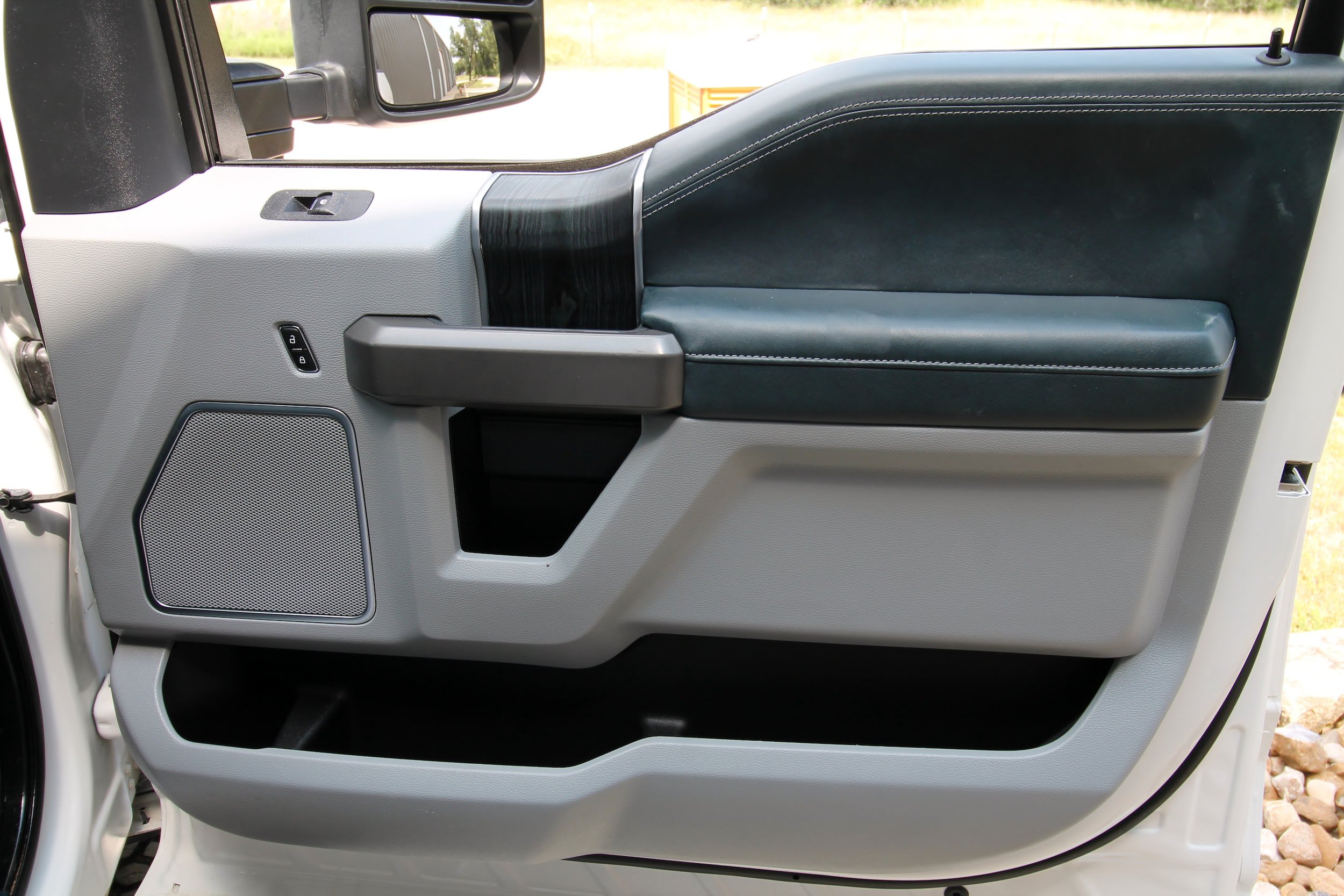 Used 2022 Ford F250 Limited AWD/4WD image 40