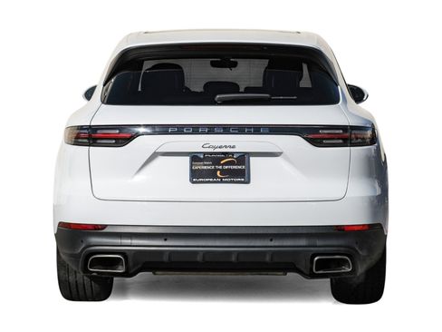 Used 2020 Porsche Cayenne image 9
