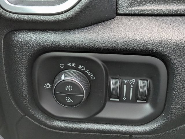 Used 2022 RAM 1500 Laramie RWD image 24