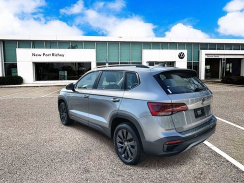 Certified 2023 Volkswagen Taos S FWD image 4