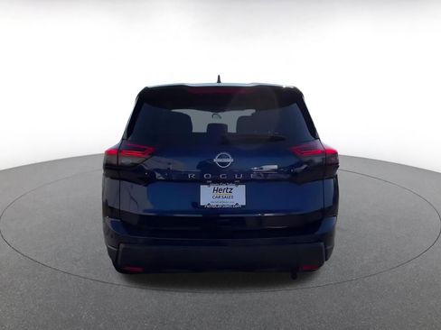 Used 2025 Nissan Rogue SV image 12