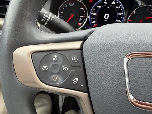 Certified 2021 GMC Acadia Denali w/ Denali Ultimate Package AWD/4WD image 26