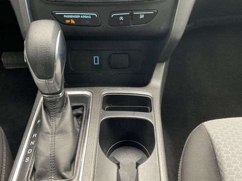 Used 2019 Ford Escape SE AWD/4WD image 19