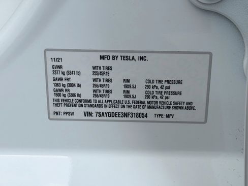 Used 2022 Tesla Model Y Long Range AWD/4WD image 12