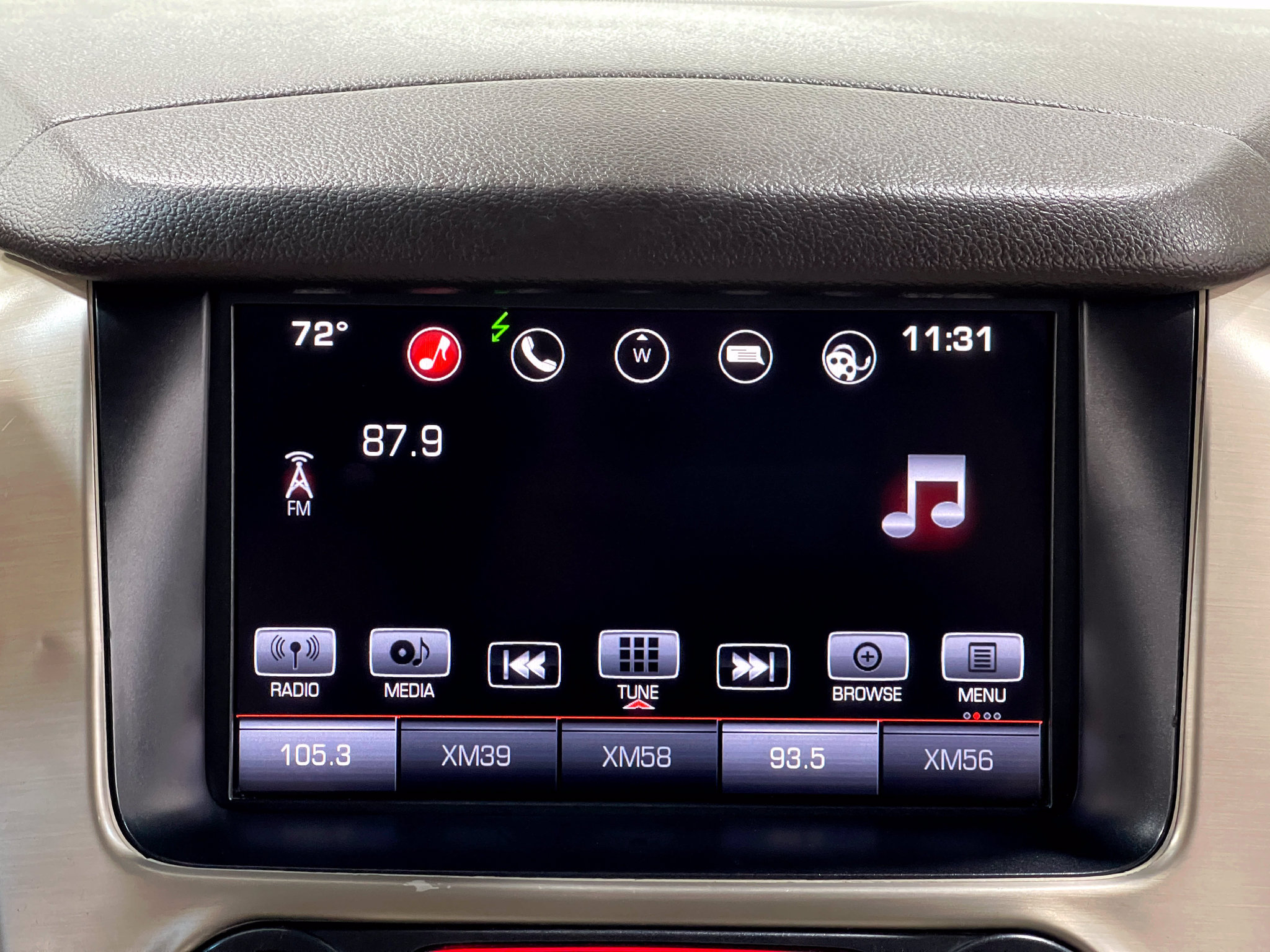 Used 2016 GMC Yukon Denali w/ Open Road Package AWD/4WD image 25