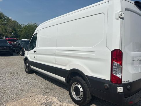 Used 2019 Ford Transit 250 148 Medium Roof RWD image 12