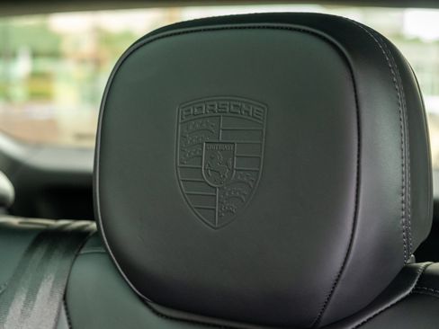 Certified 2023 Porsche Cayenne AWD/4WD image 45