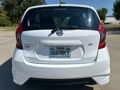 Used 2018 Nissan Versa Note SV FWD image 7