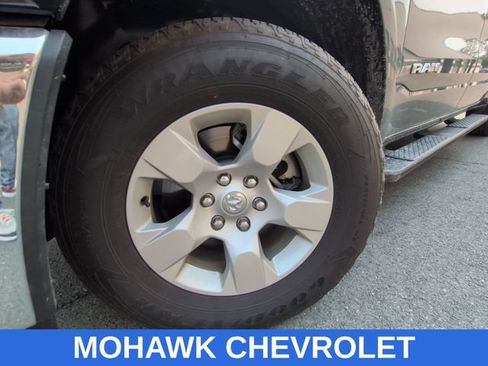 Used 2025 RAM 1500 Big Horn AWD/4WD image 7