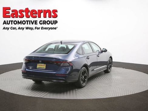 Used 2025 Honda Accord SE image 40