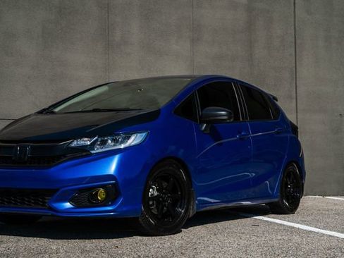 Used 2018 Honda Fit EX image 34
