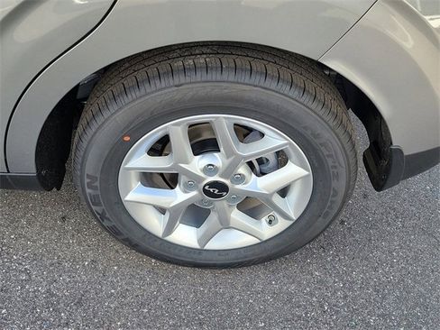 New 2025 Kia Soul LX image 36