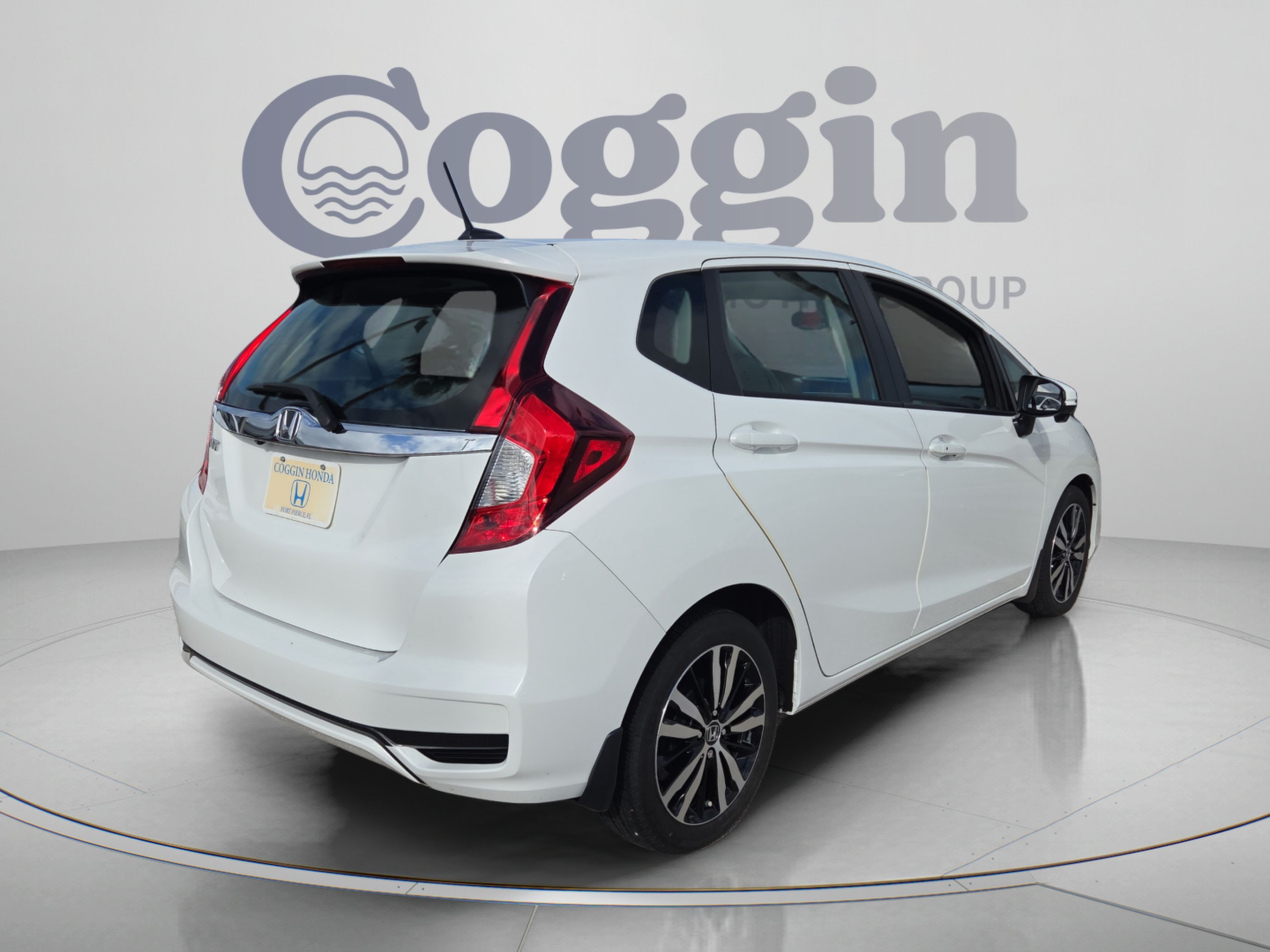 Used 2018 Honda Fit EX image 5