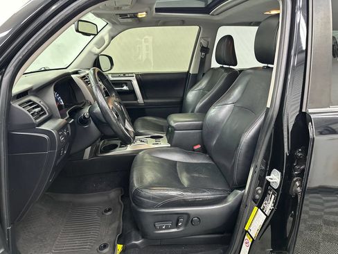 Used 2014 Toyota 4Runner Limited RWD image 9