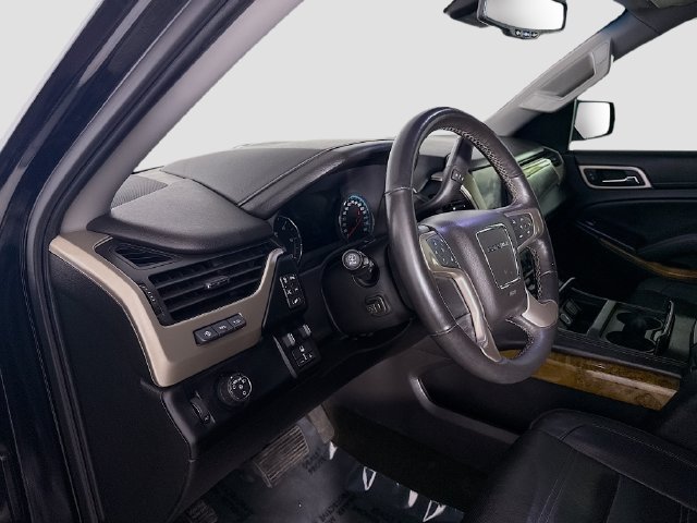 Used 2017 GMC Yukon Denali w/ Open Road Package RWD image 22