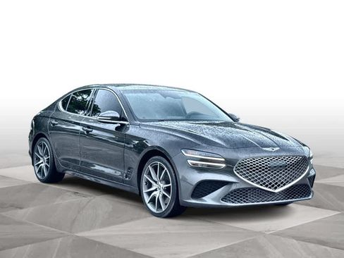 Used 2023 Genesis G70 3.3T RWD image 2