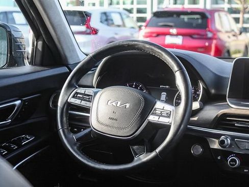 Used 2022 Kia Telluride SX w/ SX Prestige Package AWD/4WD image 19