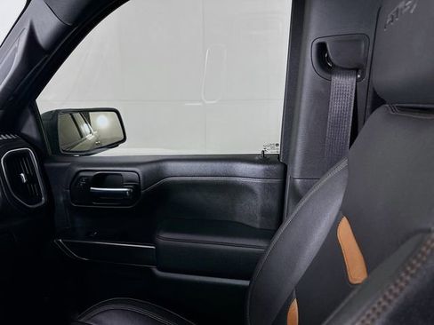 Certified 2021 GMC Sierra 1500 AT4 w/ AT4 Preferred Package image 26