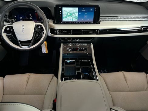 New 2026 Lincoln Aviator Black Label w/ Jet Appearance Package image 12