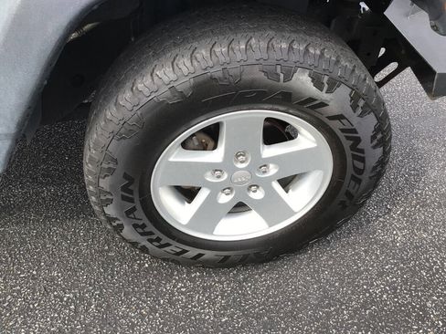 Used 2015 Jeep Wrangler Sport w/ Quick Order Package 24S image 9