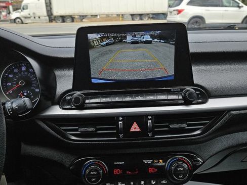 Used 2019 Kia Forte LXS image 14