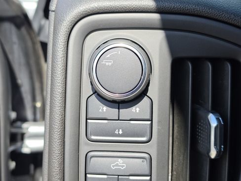 Used 2024 Chevrolet Silverado 2500 Custom w/ Custom Convenience Package AWD/4WD image 30